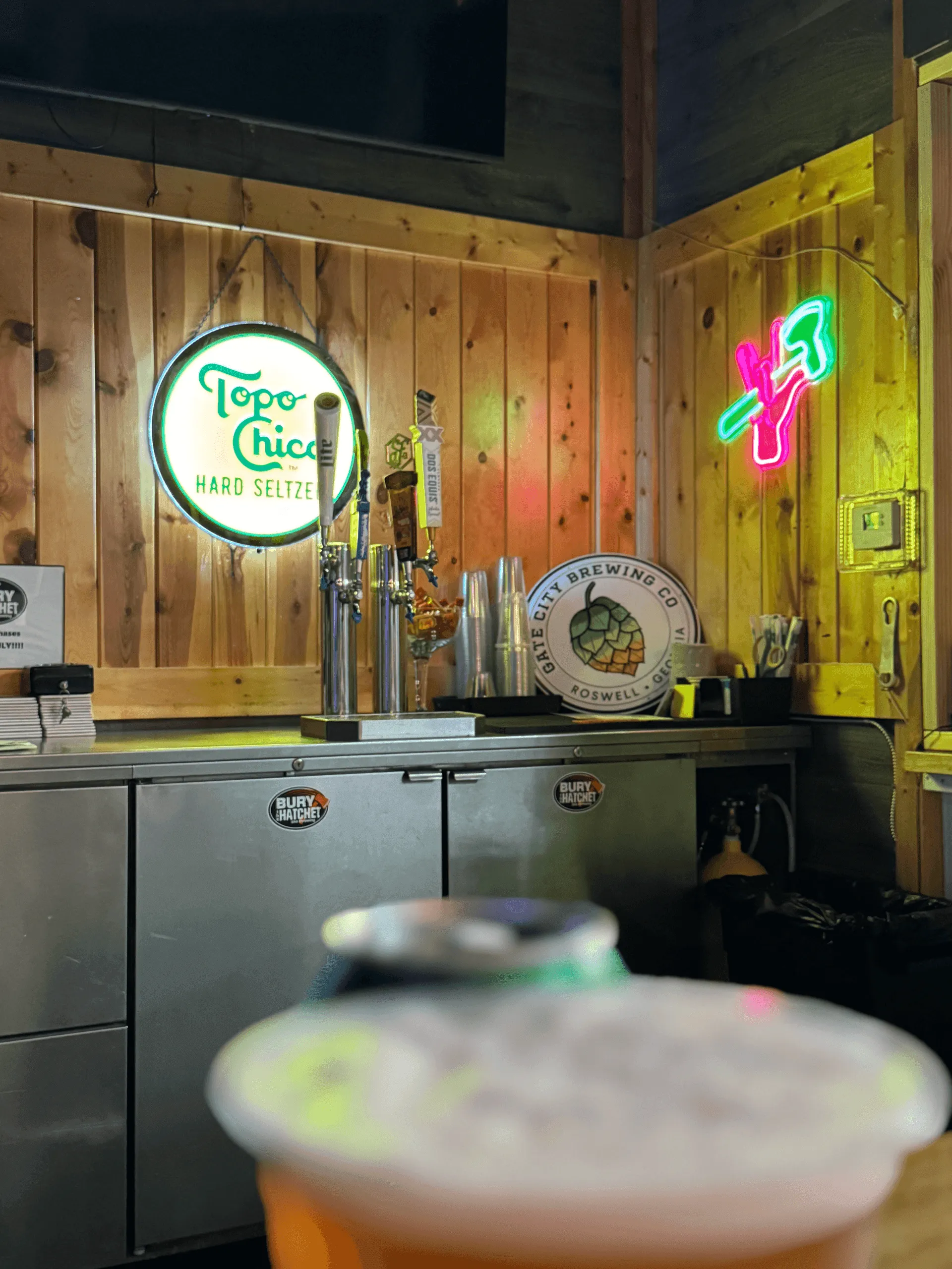 Beer and drinks at Bury the Hatchet